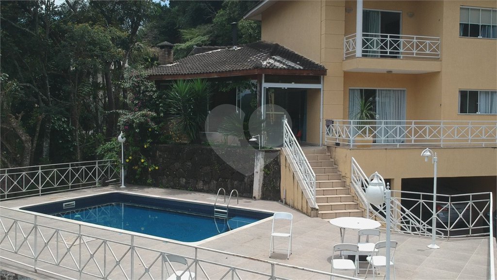 Casa à venda com 3 suítes no condomínio Alpes da Cantareira, Mairiporã - SP