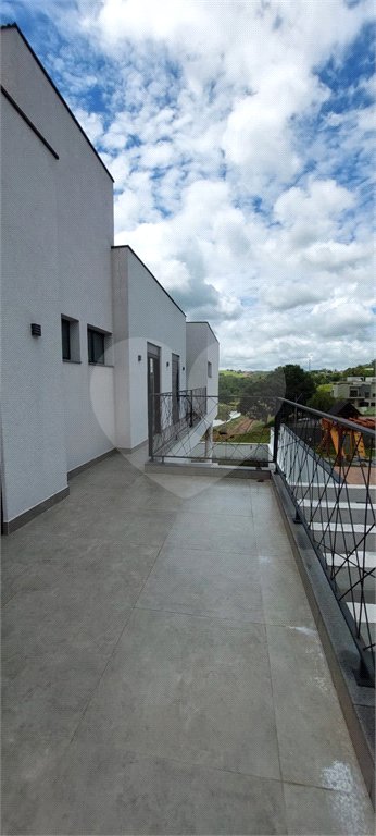 Casa à venda ou para alugar com 4 suítes no condomínio Figueira Garden, Atibaia - SP