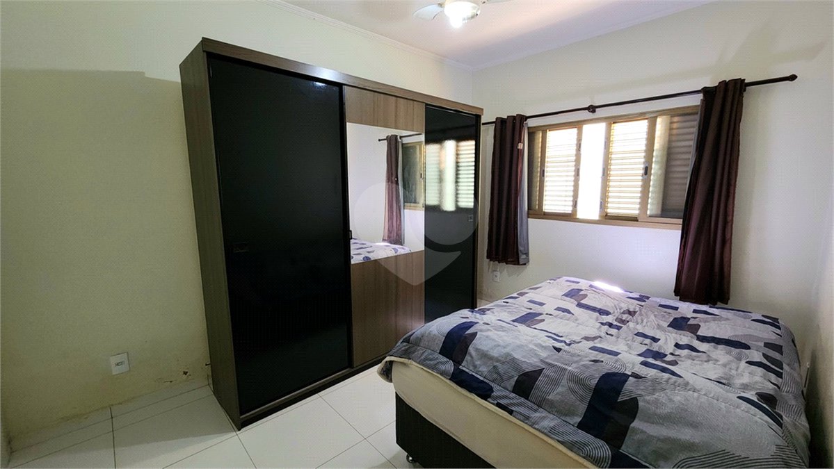 Casa à venda com 3 quartos, sendo 1 suíte, em Parque Residencial Vale do Sol, Araraquara, SP