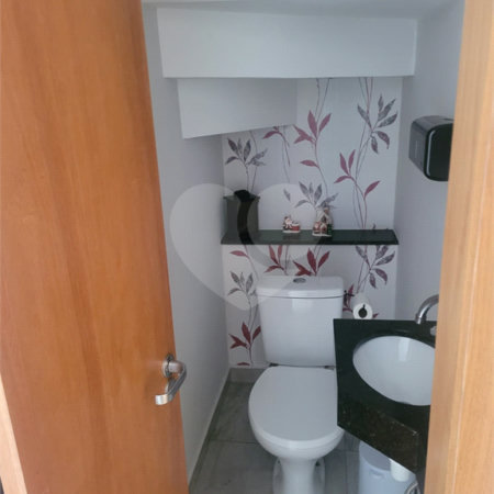 Sobrado à venda com 3 quartos, sendo 1 suíte,  em Vila Marari, São Paulo, SP