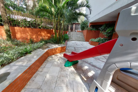 Apartamento à venda com 3 quartos, sendo 1 suíte, em Vila Andrade, São Paulo, SP