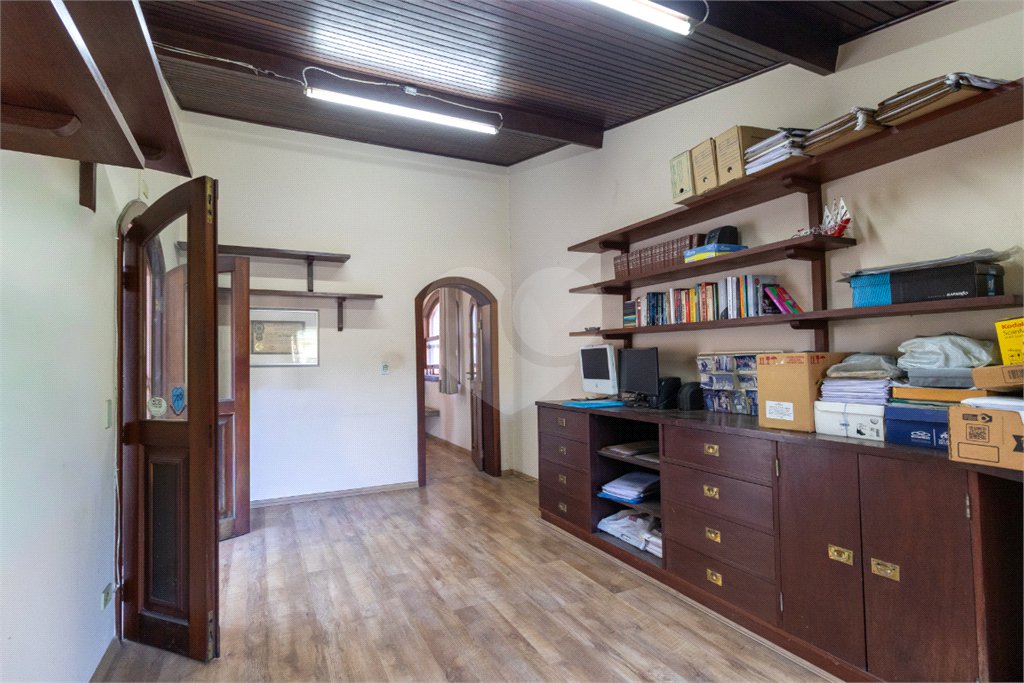 Casa à venda com 4 quartos, sendo 1 suíte, em Campo Belo, São Paulo, SP