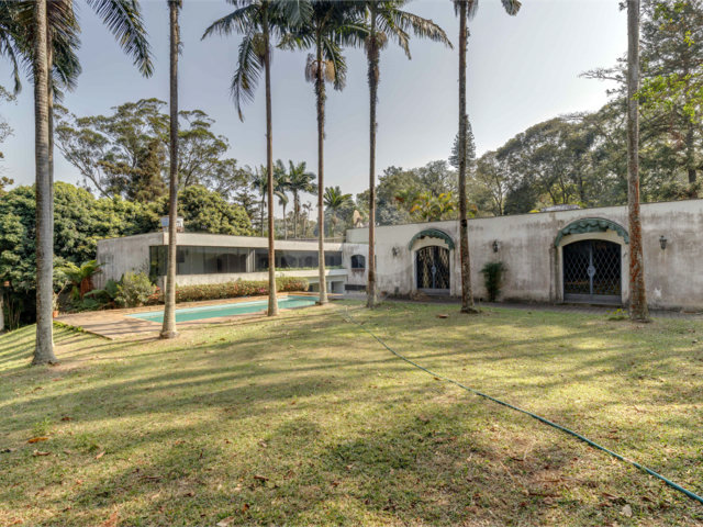 Casa à venda com 4 suítes no condomínio Chácara Flora, São Paulo - SP