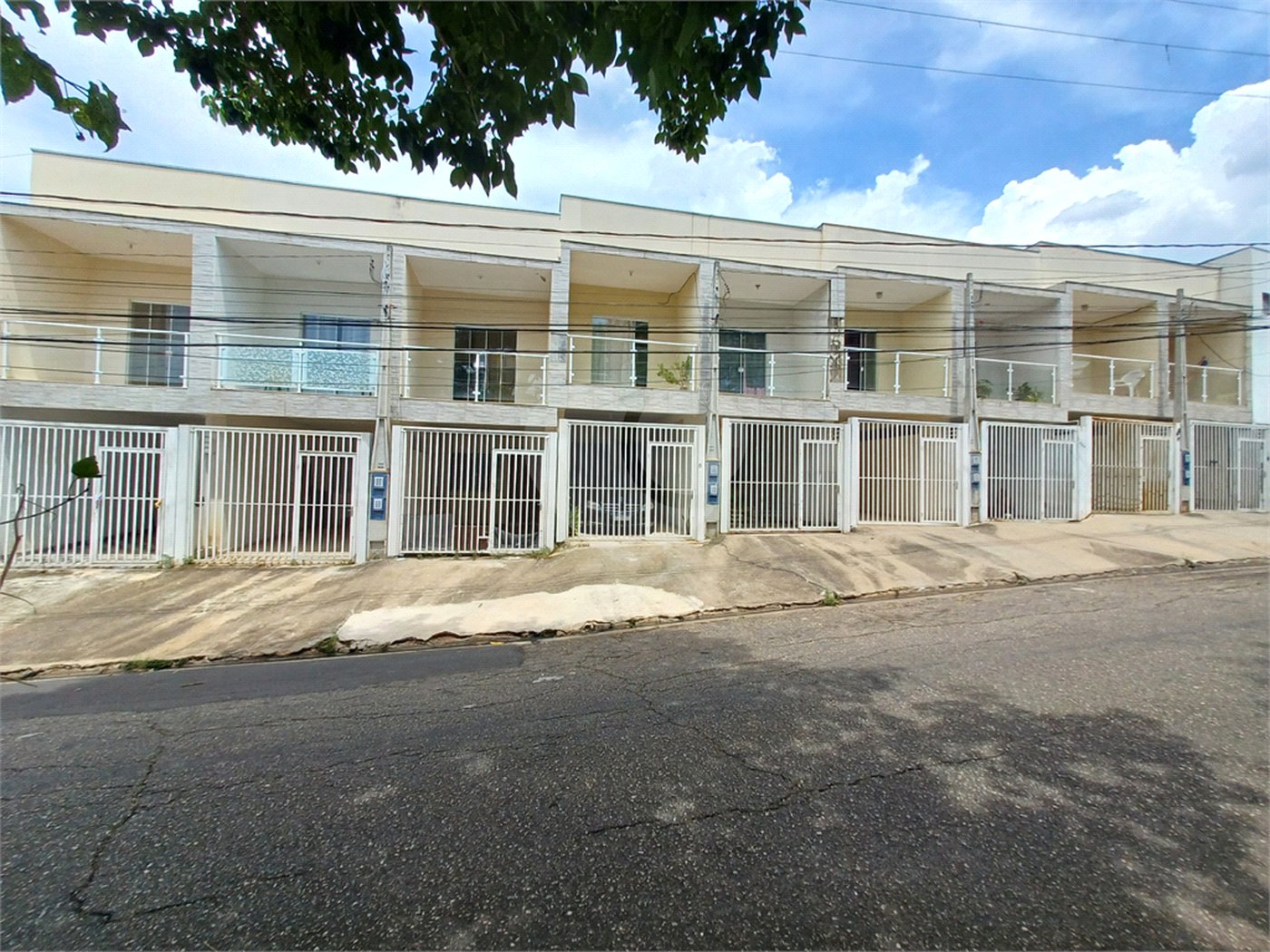 Casa à venda com 2 quartos no condomínio Residencial Profa Ines e Fogaça, Sorocaba - SP