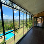 Casa à venda com 4 suítes no condomínio São Joaquim, Vinhedo - SP