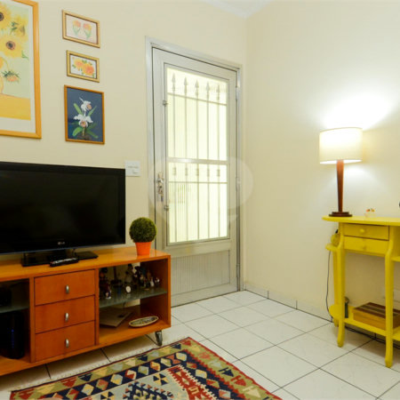 Casa à venda com 4 quartos, sendo 1 suíte, em Jardim Nova Taboão, Guarulhos, SP