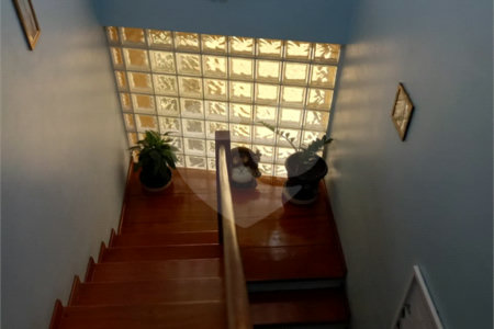 Sobrado à venda com 3 quartos, sendo 1 suíte,  em Santa Teresinha, São Paulo, SP