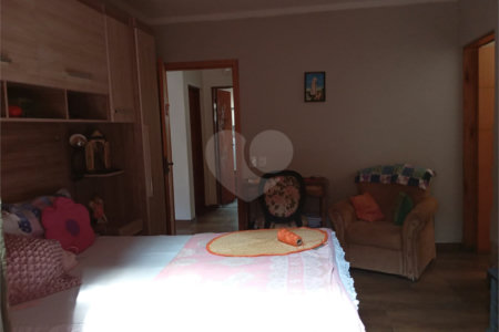 Casa à venda com 4 quartos, sendo 2 suítes,  em Guaxinduva, Atibaia, SP
