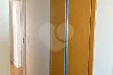 Apartamento à venda com 3 quartos, sendo 1 suíte, em Santa Teresinha, São Paulo, SP