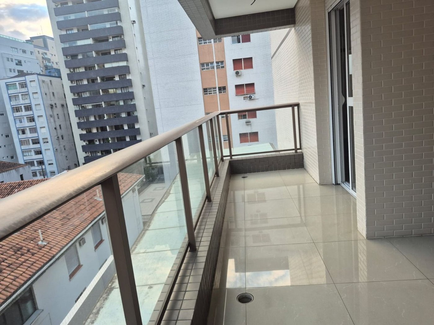 Apartamento com 3 dormitórios à venda, 210 m² por R$ 1.650.000,00 - Boqueirão - Santos/SP