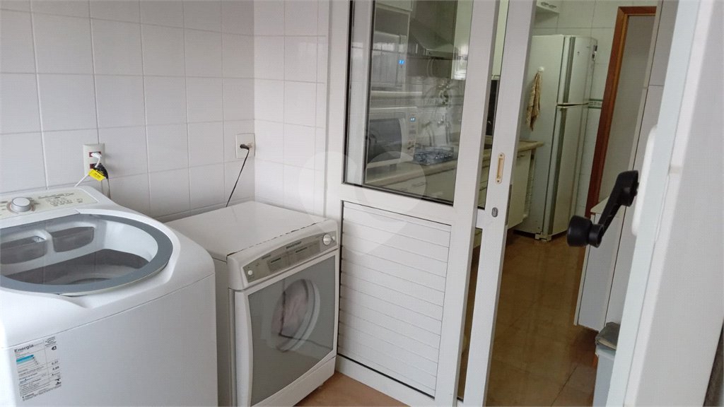 Apartamento à venda com 3 quartos, sendo 1 suíte,  em Vila Mariana, São Paulo, SP