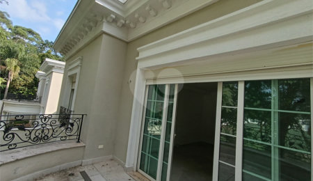 Casa à venda com 5 suítes no condomínio Maison Parc, São Paulo - SP