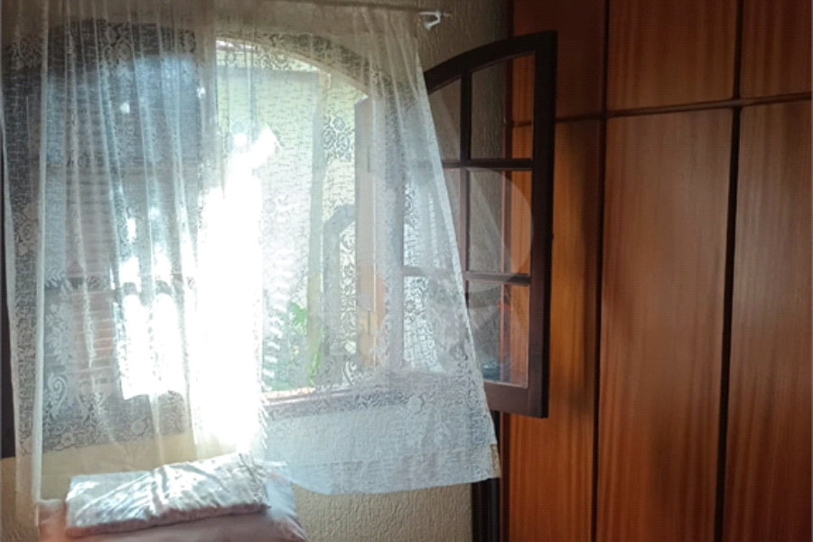Casa à venda com 4 quartos, sendo 1 suíte, em Santa Inês, Mairiporã, SP