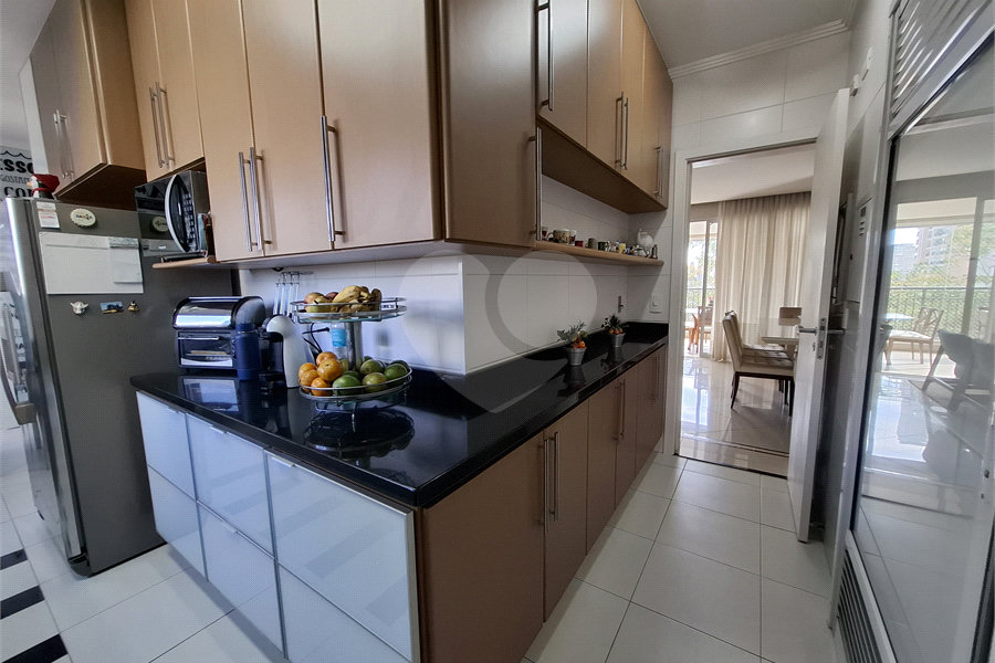 Apartamento à venda com 3 suítes em Santana, São Paulo, SP