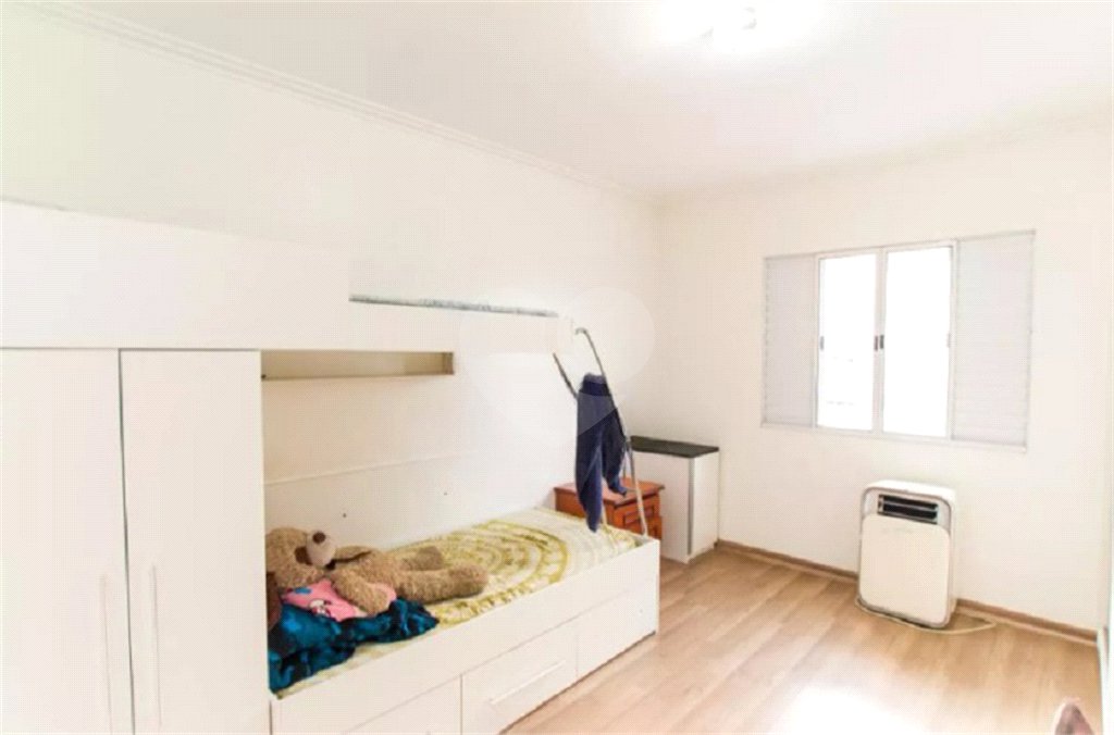 Sobrado à venda com 3 quartos, sendo 1 suíte, em Vila Nivi, São Paulo, SP