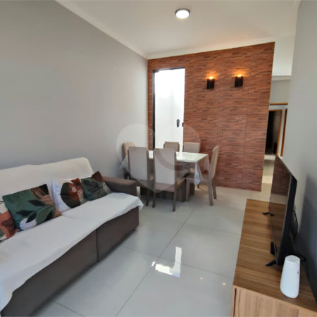 Casa à venda com 3 quartos no condomínio Residencial Lago dos Ipês, Itapetininga - SP