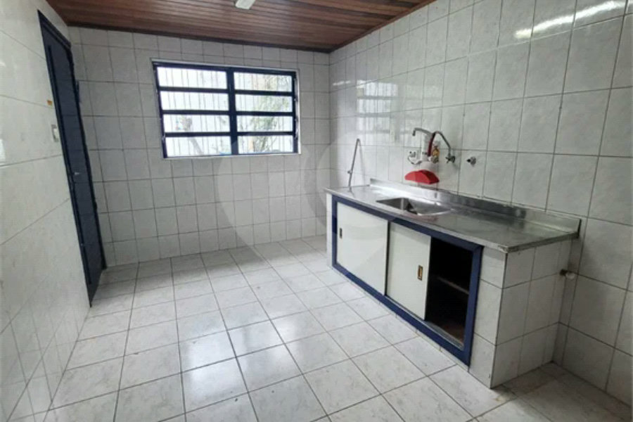 Casa para alugar com 3 quartos, sendo 1 suíte,  no condomínio Alpes da Cantareira, Mairiporã - SP