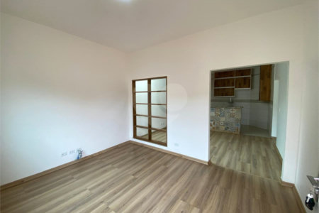 Casa à venda com 3 quartos, sendo 1 suíte,  em Jardim Jamaica, Ponta Porã, MS