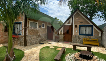 Chácara à venda com 2 quartos, sendo 1 suíte,  em Área Rural de Jarinu, Jarinu, SP