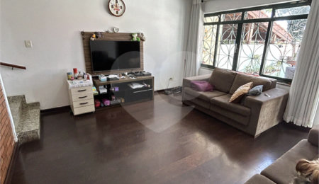 Sobrado à venda com 3 quartos em Tremembé, São Paulo, SP