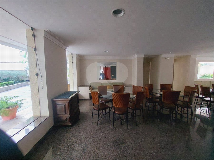 Apartamento à venda com 3 quartos, sendo 1 suíte,  em Jardim Paulista, São Paulo, SP