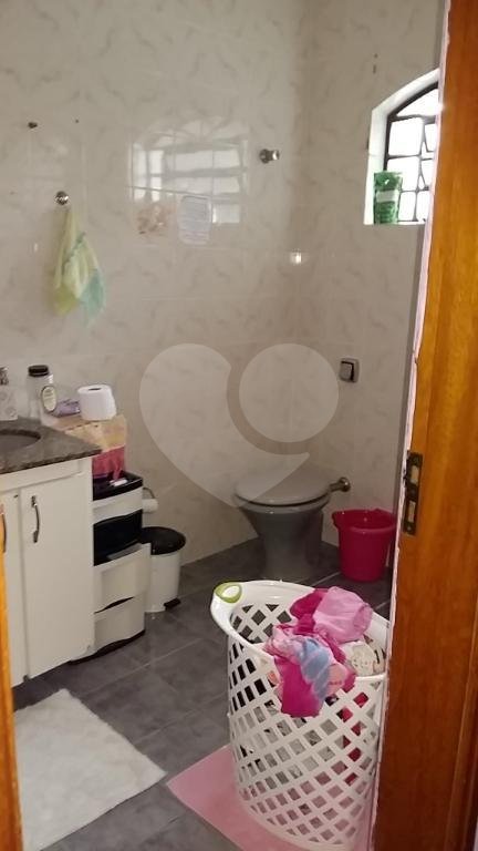 Sobrado à venda com 4 quartos, sendo 2 suítes, em Tremembé, São Paulo, SP