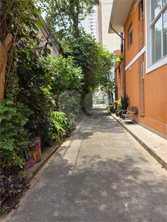 Casa de Vila à venda com 4 quartos, sendo 1 suíte, em Vila Mariana, São Paulo, SP