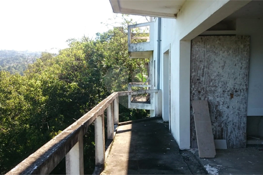 Casa à venda com 5 suítes no condomínio Alpes da Cantareira, Mairiporã - SP