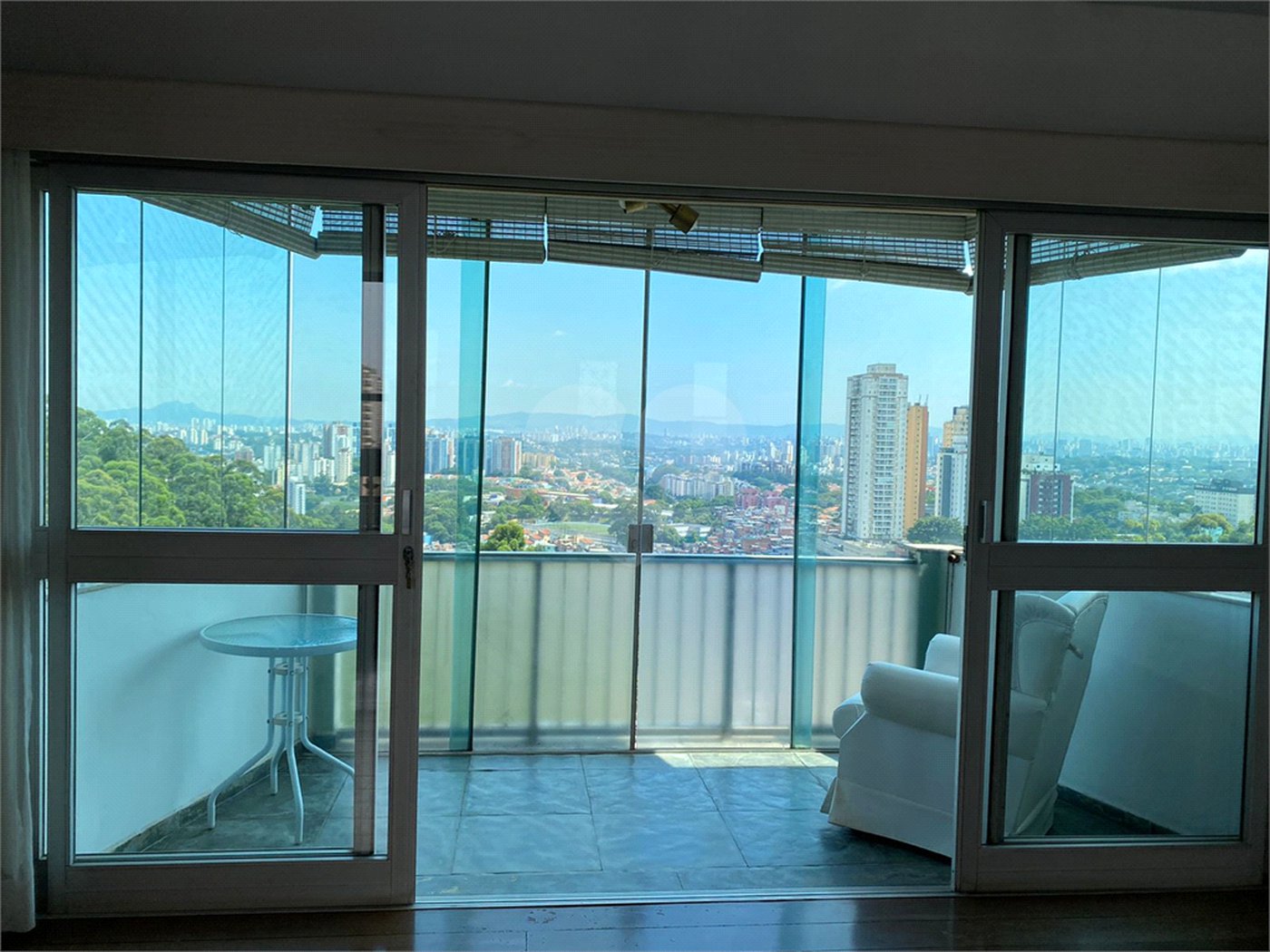 Apartamento à venda com 2 suítes em Morumbi, São Paulo, SP