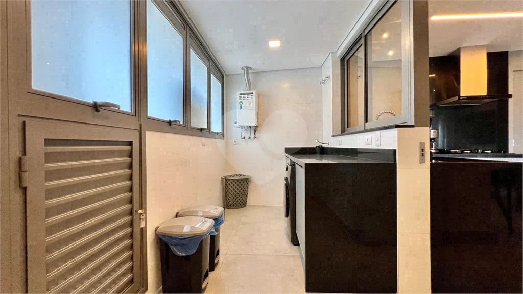 Apartamento à venda com 4 quartos em Riviera de São Lourenço, Bertioga, SP