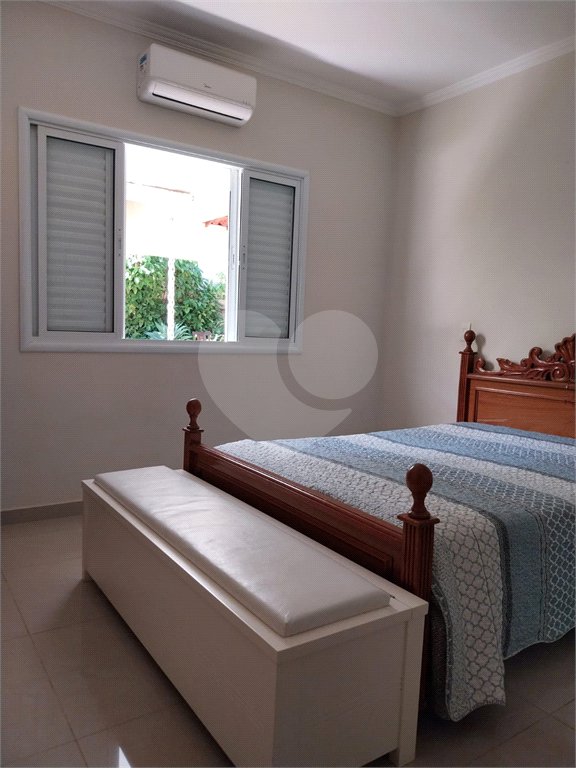 Casa à venda com 3 quartos, sendo 2 suítes, no condomínio Acmti - Colinas do Mosteiro, Terras de Itaici e Recanto dos Pássaros, Indaiatuba - SP