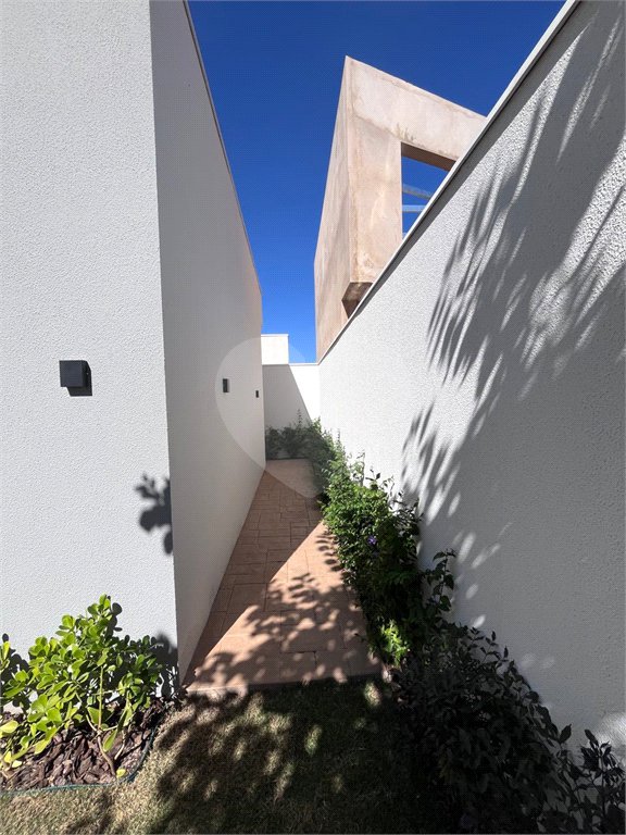 Casa à venda com 3 suítes em Residencial Village Damha III, Araraquara, SP