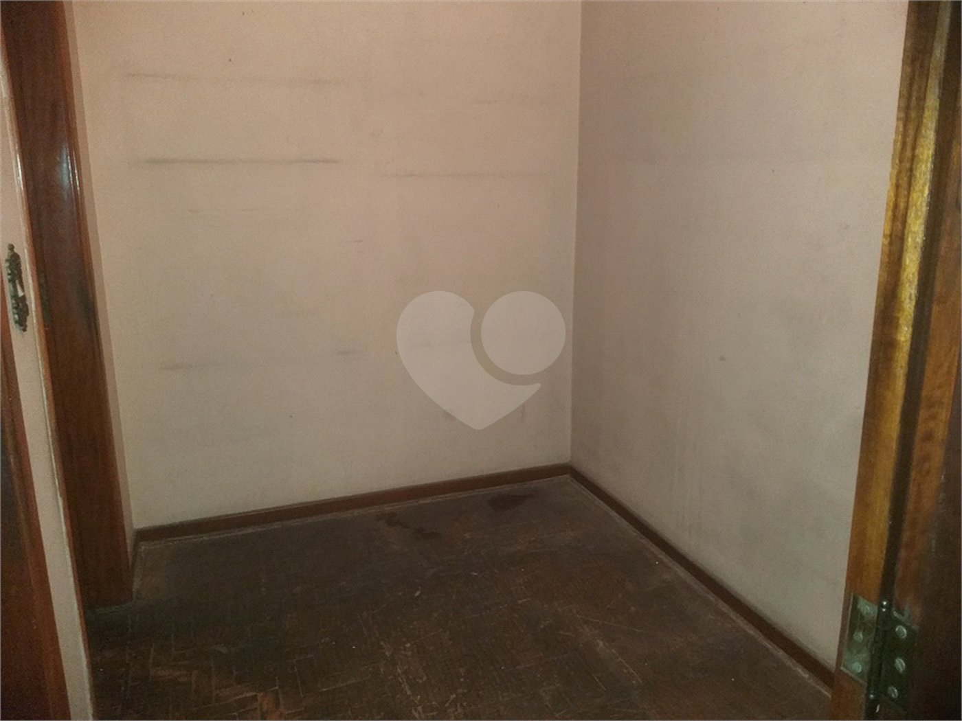 Casa à venda com 3 quartos, sendo 2 suítes, em Vila Paulicéia, São Paulo, SP