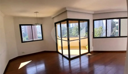Apartamento à venda com 3 quartos, sendo 1 suíte,  em Jardim Sul, São Paulo, SP