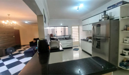 Casa à venda com 3 quartos, sendo 1 suíte,  em Jardim Residencial Martinez, Sorocaba, SP