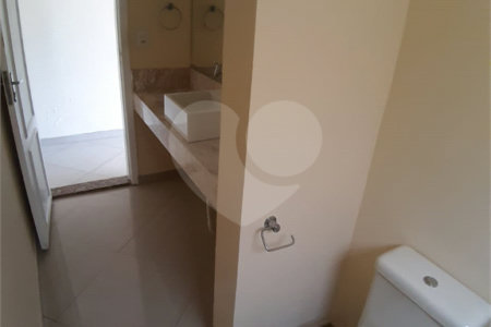 Sobrado à venda com 3 quartos, sendo 1 suíte, em Lauzane Paulista, São Paulo, SP