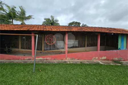 Sítio à venda com 6 quartos, sendo 5 suítes, em Área Rural de Itapetininga, Itapetininga, SP
