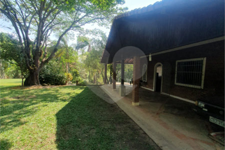 Chácara à venda com 3 quartos, sendo 1 suíte, em Chácaras Alpina, Valinhos, SP