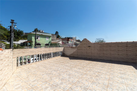 Casa à venda com 3 quartos, sendo 1 suíte, em Jardim Paris, São Paulo, SP