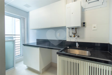 Apartamento à venda com 3 suítes em Brooklin, São Paulo, SP