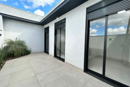 Casa à venda com 3 quartos, sendo 1 suíte, no condomínio Villagio Wanel, Sorocaba - SP