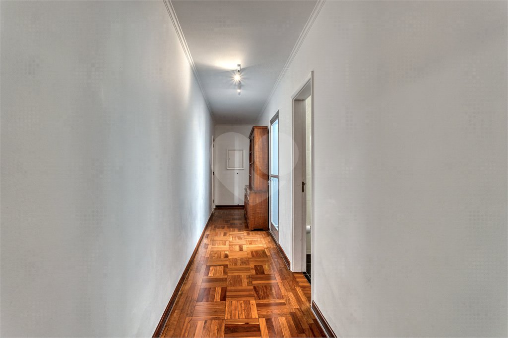 Casa Térrea à venda com 3 quartos, sendo 1 suíte,  em Alto da Boa Vista, São Paulo, SP