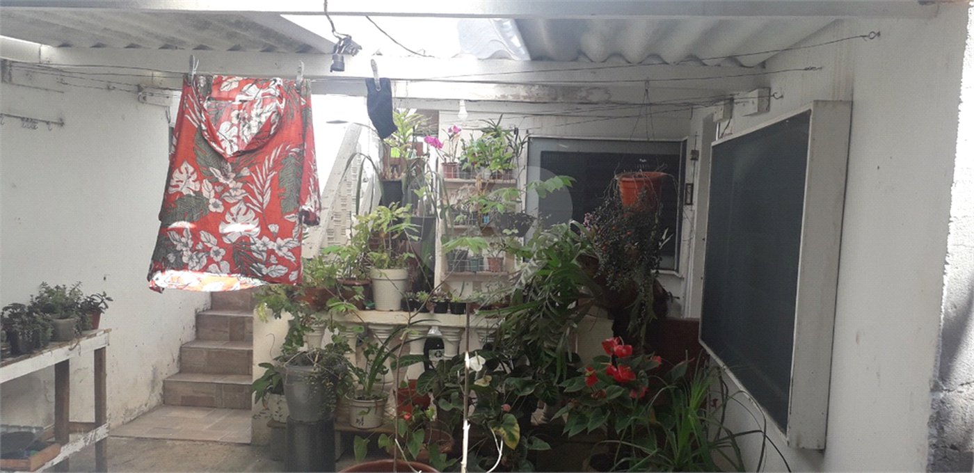 Casa à venda com 3 quartos em Jardim Regina, São Paulo, SP