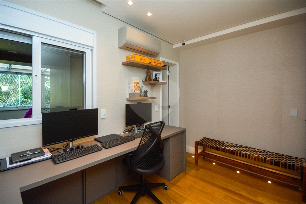 Apartamento à venda com 3 suítes em Jardim Fonte do Morumbi, São Paulo, SP