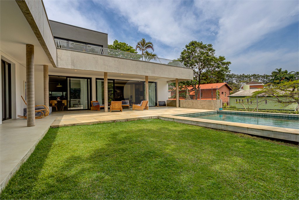 Casa à venda com 3 suítes em Alto da Boa Vista, São Paulo, SP