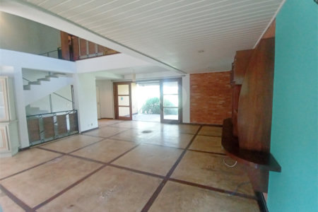 Casa à venda com 3 quartos, sendo 1 suíte,  no condomínio Estância Marambaia, Vinhedo - SP