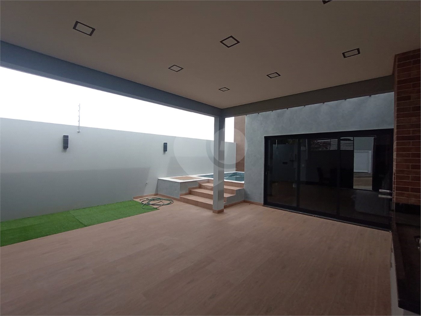 Casa à venda com 3 quartos, sendo 1 suíte,  em Portal dos Pinheiros Ii, Itapetininga, SP