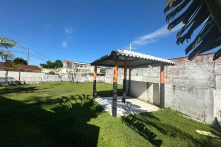 Casa à venda com 2 quartos em Itanhaém, SP