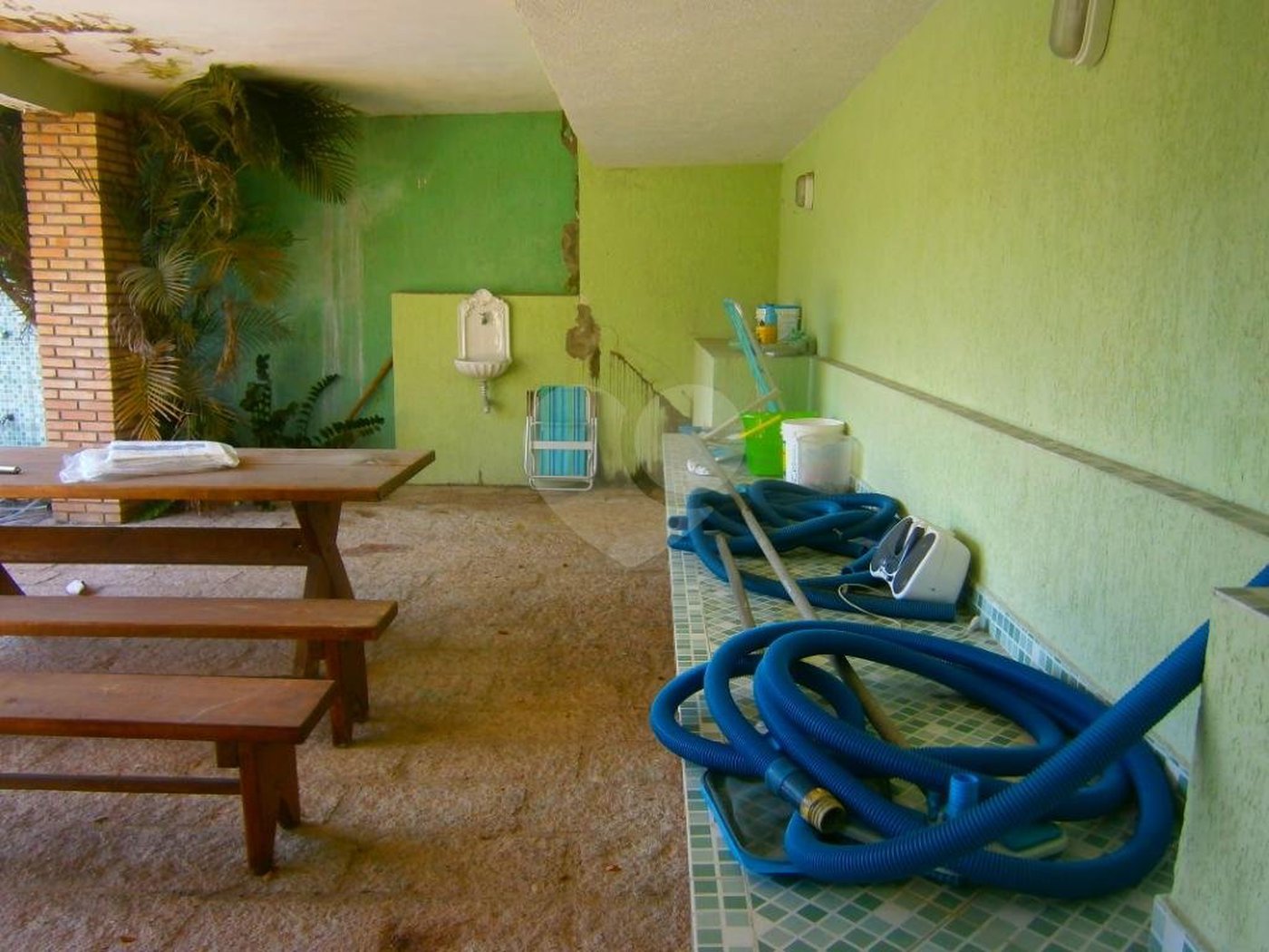 Casa à venda com 4 quartos, sendo 1 suíte, em Horto, São Paulo, SP