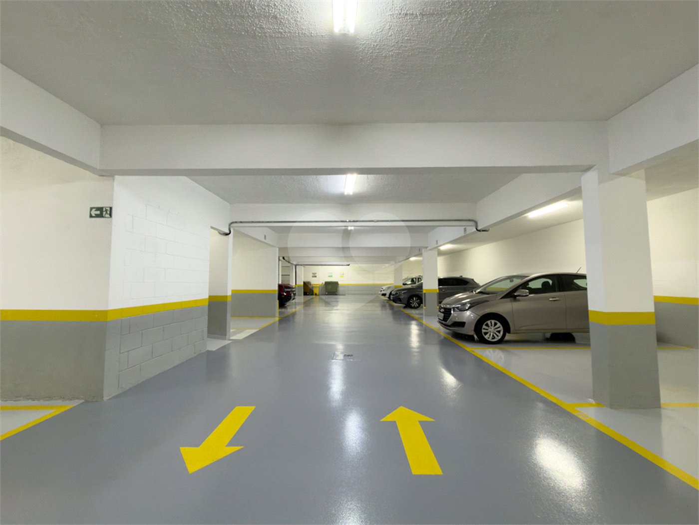 Apartamento à venda com 4 quartos, sendo 3 suítes,  em Vila Romana, São Paulo, SP